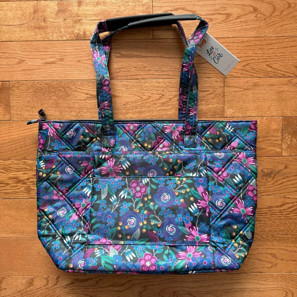 Lug skylines tote bag NWT, whimsy black